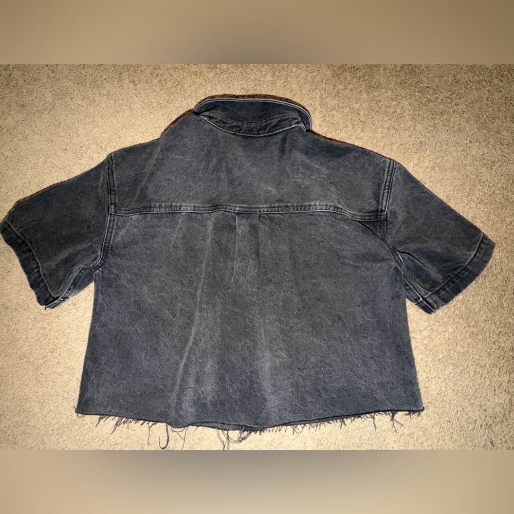 Boxy Black Washed Denim Cropped Short Sleeve Jacket - Picture 3 of 4